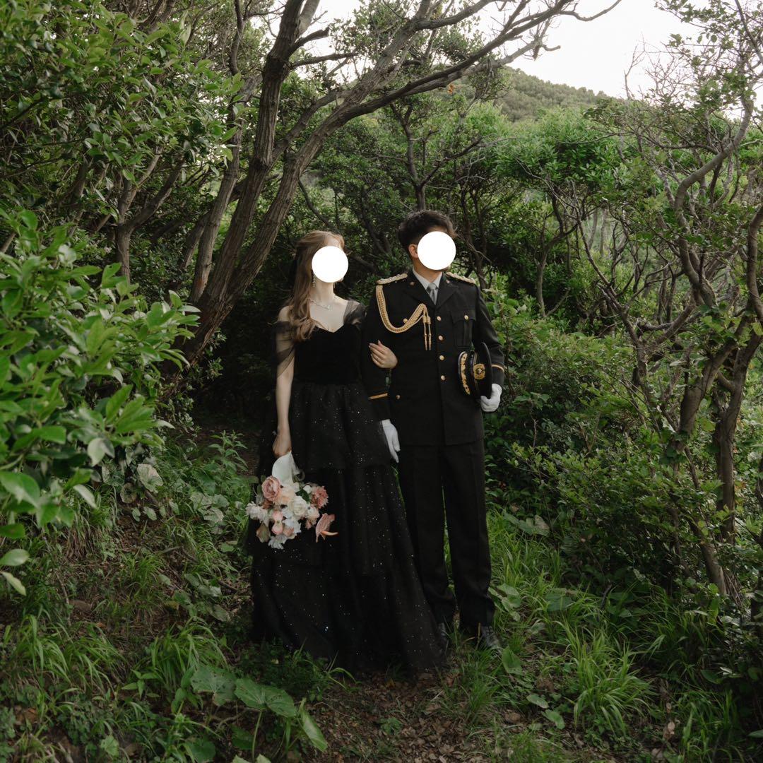 ブラックドレス　ウェディング