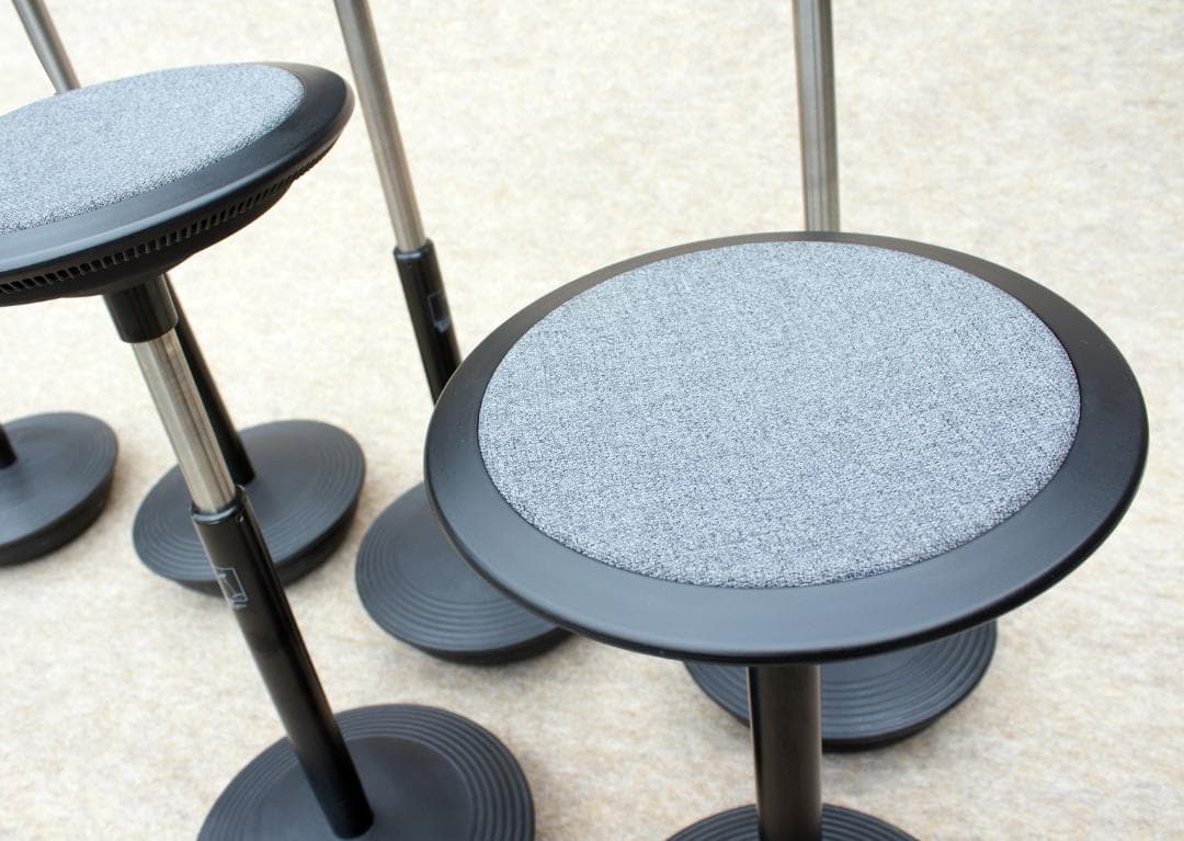 【Wilkhahn Stitz スティッツ】バランススツール ドイツデザイン美品