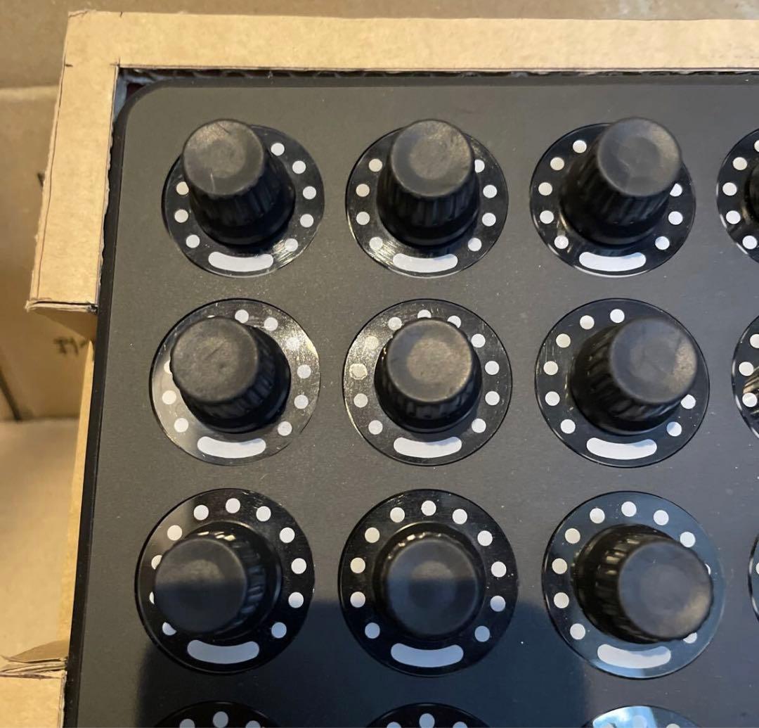 MIDI Fighter TWISTER midiコントロール おまけ自作箱 - メルカリ