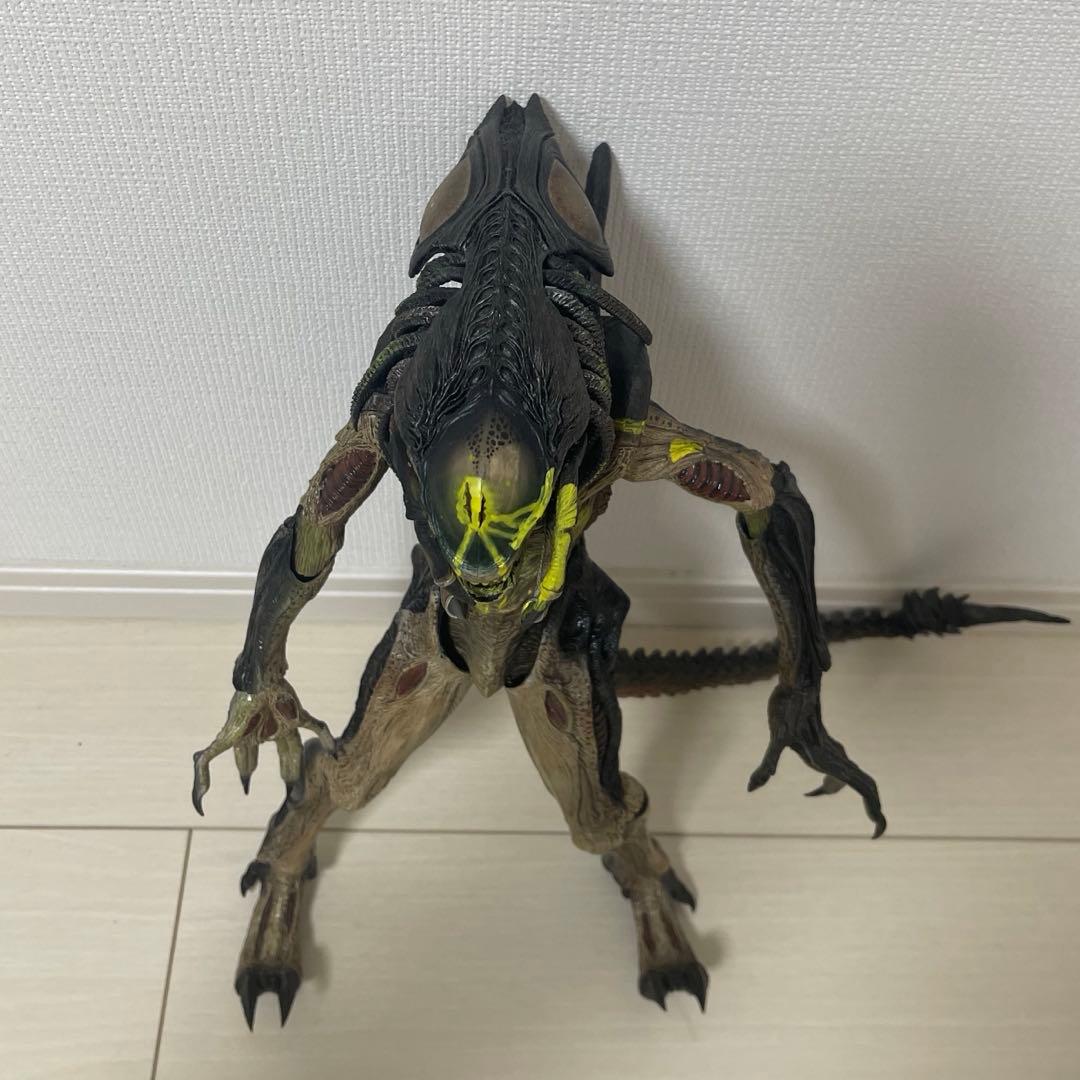 ホットトイズ AVP2 エイリアンvsプレデター コレクターズBOX フィギュア