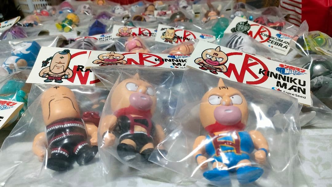 ロ*ン様 スパイスシードキン肉マンマッスルショット49体まとめ売り　マグネット4