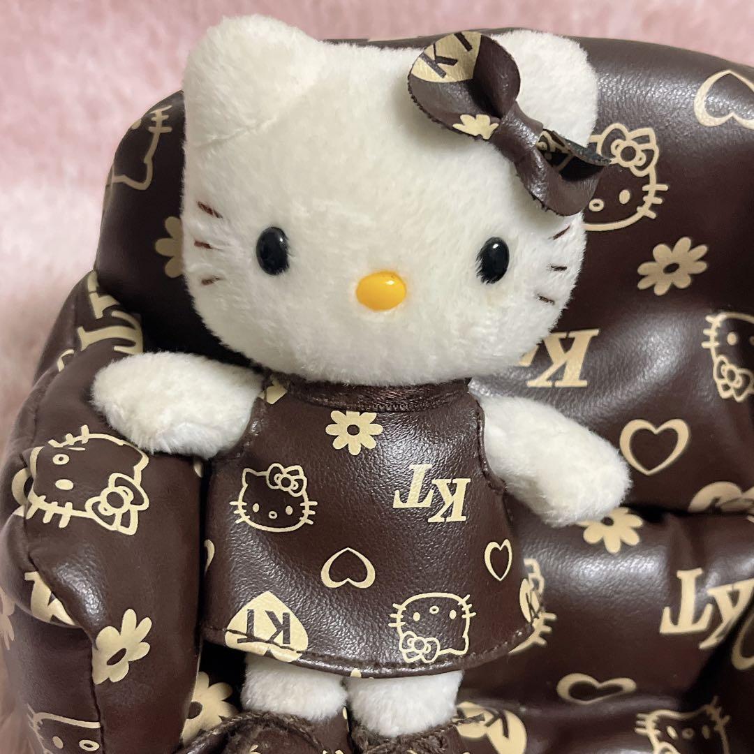 Sanrio Hello Kitty ソファ付き ぬいぐるみ モノグラム 衣装の通販はau