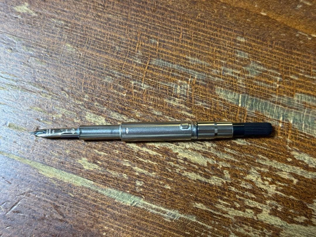 PILOT 万年筆 キャップレス 白絣 ニブ【F】 7/11〜14発送お休み PILOT