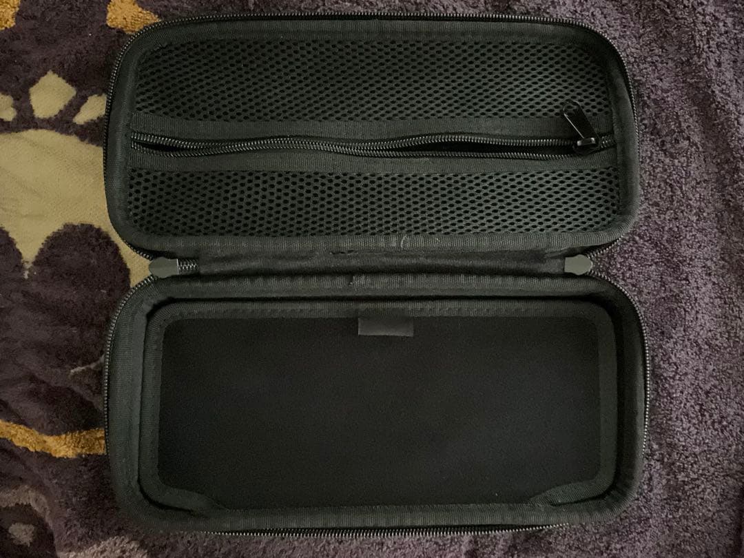 Nintendo Switch 本体 付属品とケース付き ピンクと青のジョイコン