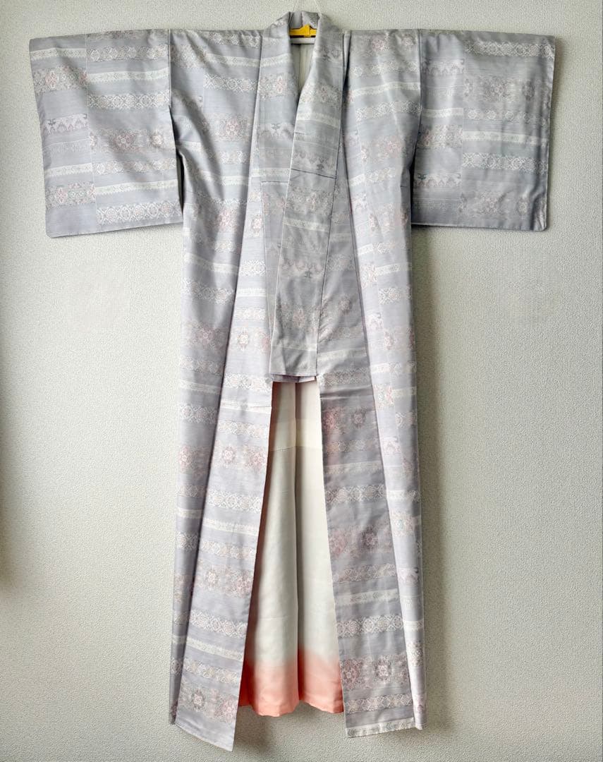 美品！白大島紬 袷 着物 身丈162cm - メルカリ