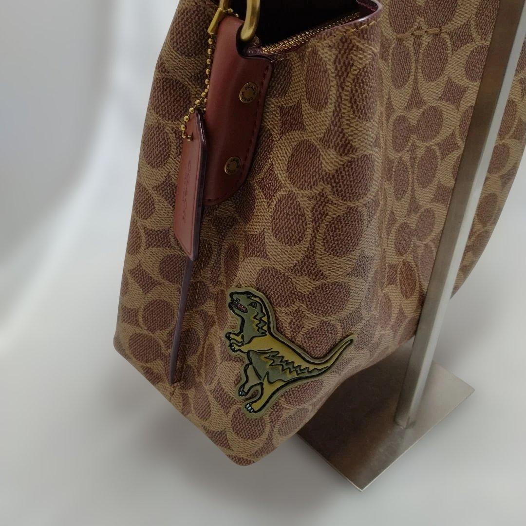 【新品未使用】コーチ ウィロウ バッグ シグネチャー ブラウン C6868