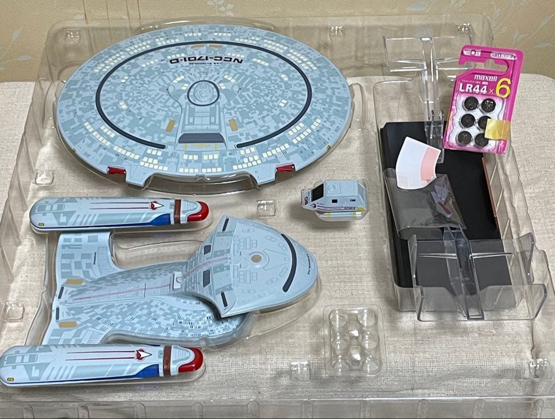 欠品あり 1/2000 アオシマ スタートレック NCC-1701-D