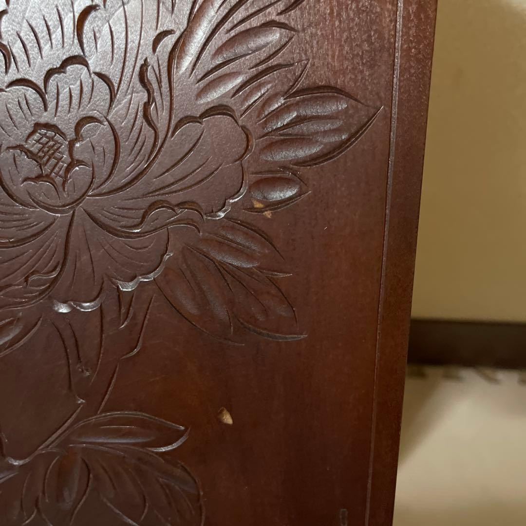 日光彫？軽井沢彫？ 木製花柄彫刻箪笥 3段引き出し 家具 アンテーク