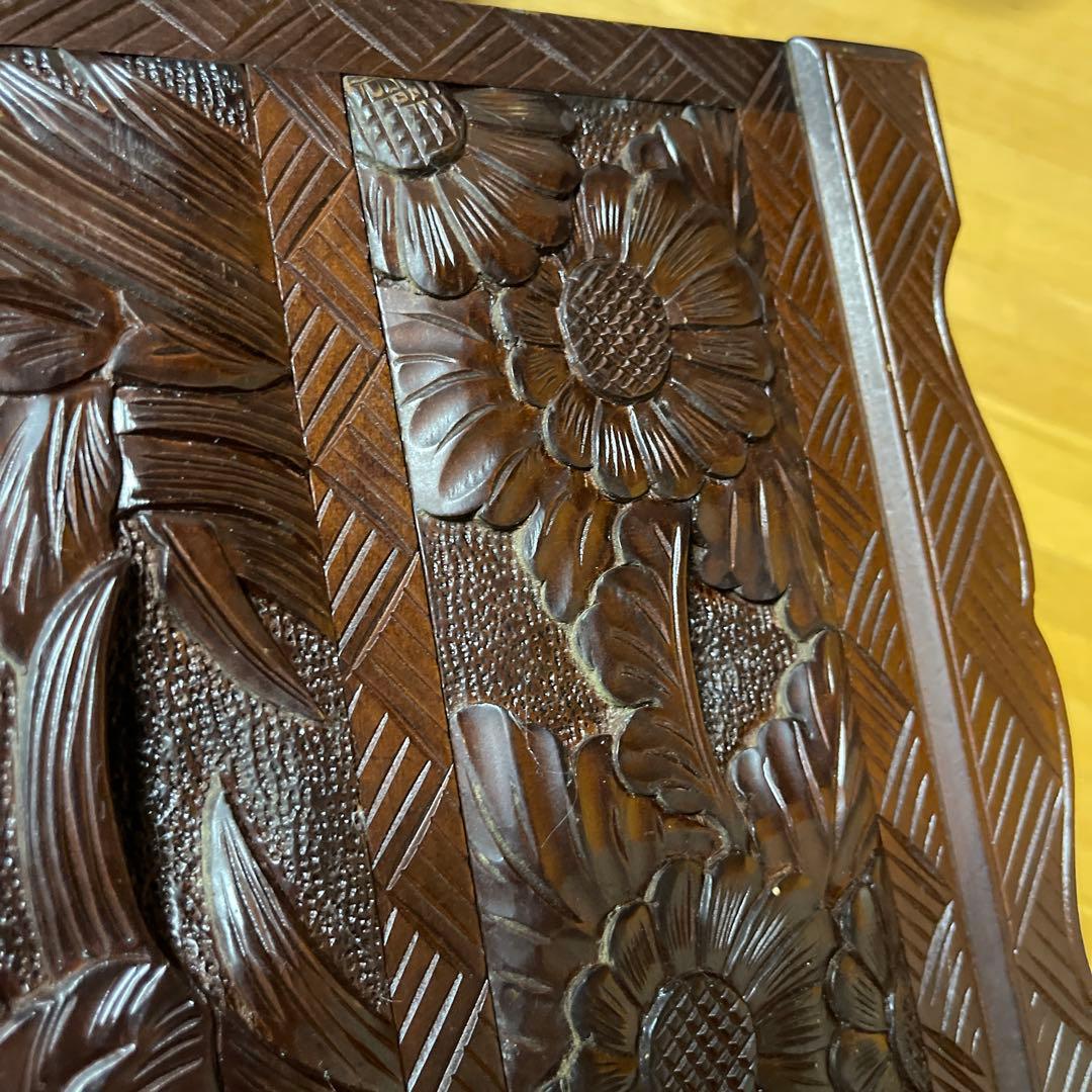 日光彫？軽井沢彫？ 木製花柄彫刻箪笥 3段引き出し 家具 アンテーク