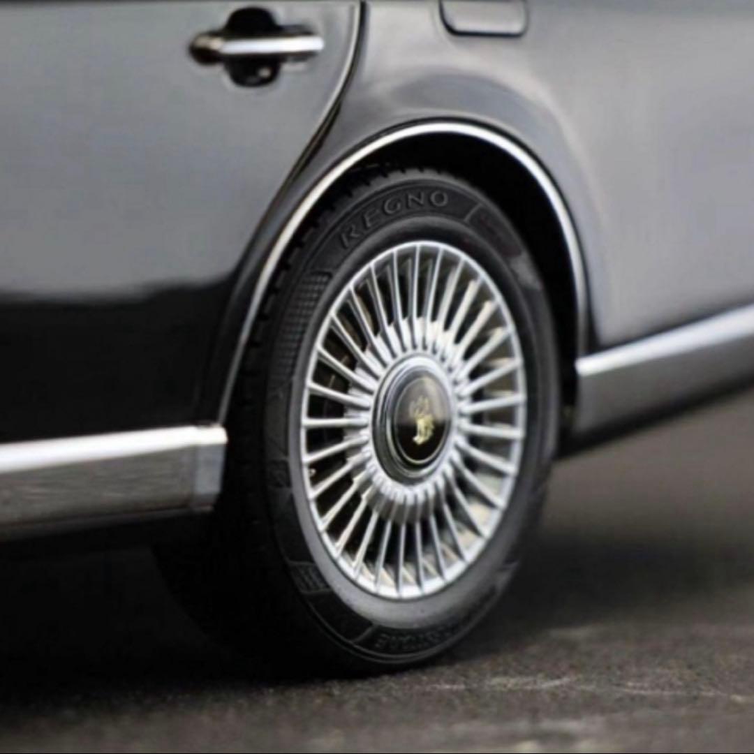 LCD製 1:18 トヨタ センチュリー 合金製フルオープンモデルカー ブラック