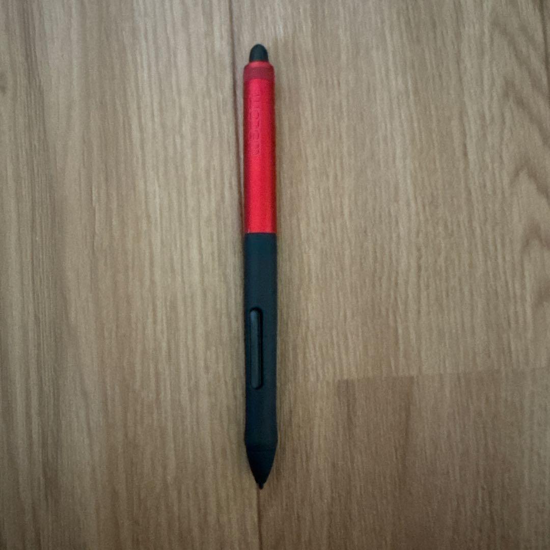 希少］INTUOS ペンタブレット CTH-480/R 一太郎30周年モデル - メルカリ