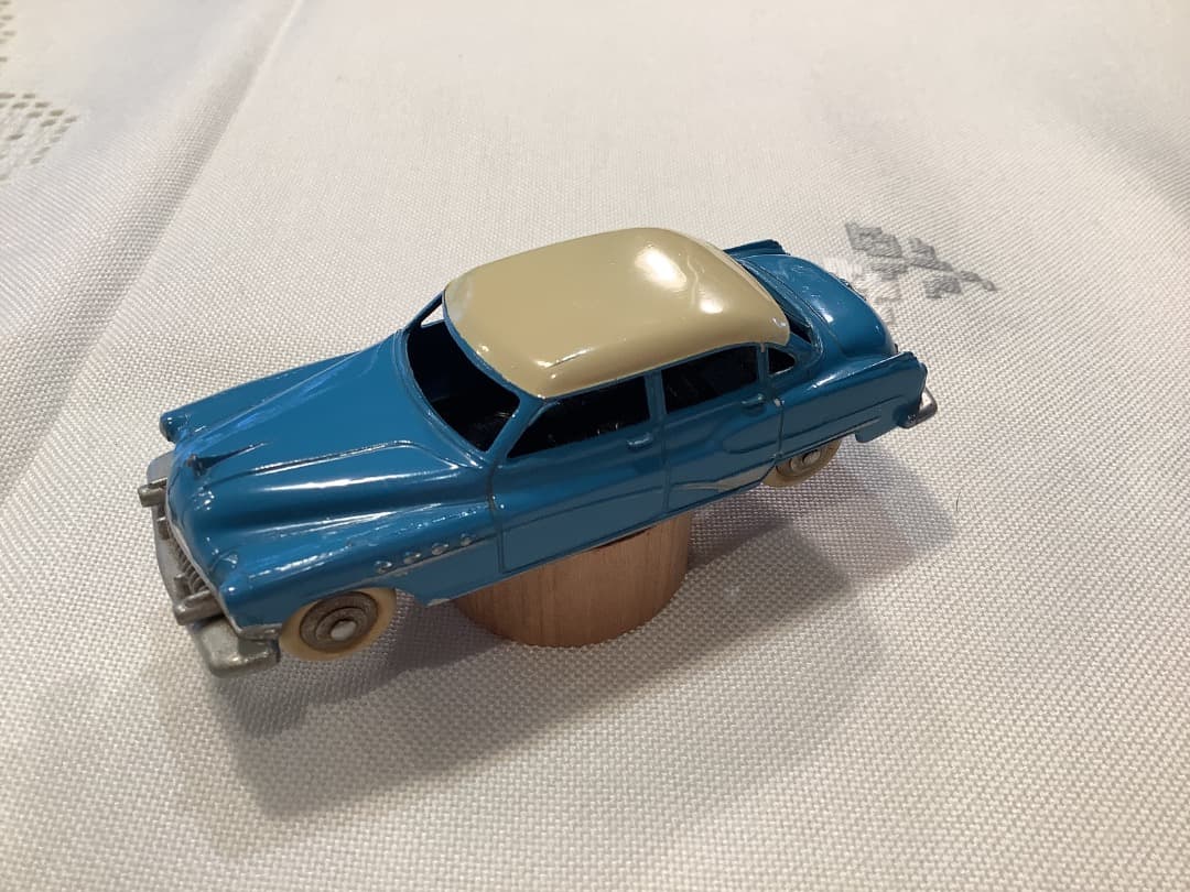 美品レア　オールドDINKY TOYS BUICK ROADMASTERミニカー
