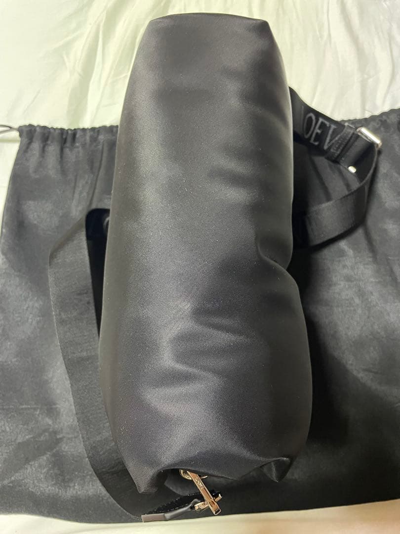 LOEWE ロエベ　Goya Puffer Messenger ショルダーバッグ