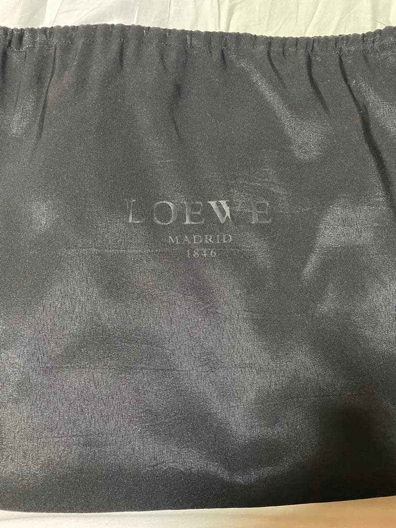LOEWE ロエベ　Goya Puffer Messenger ショルダーバッグ