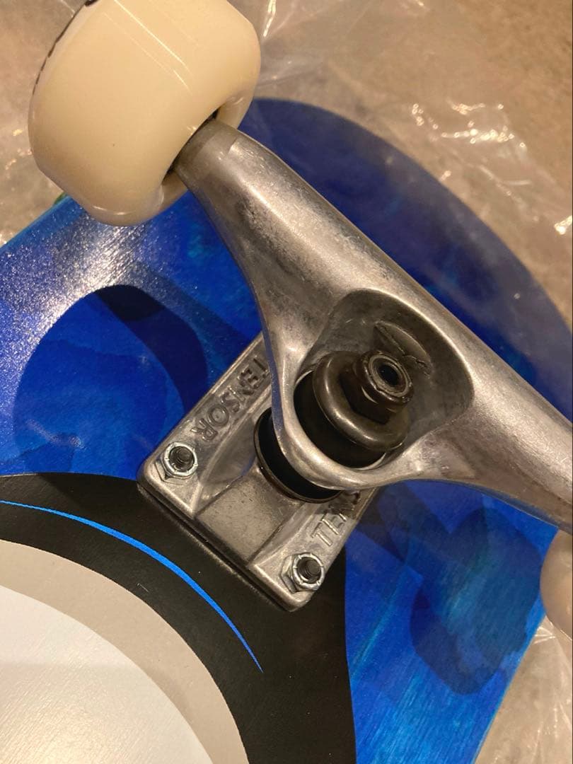 【未使用/新品】blind skateboard 7.625 スケボー　コンプ