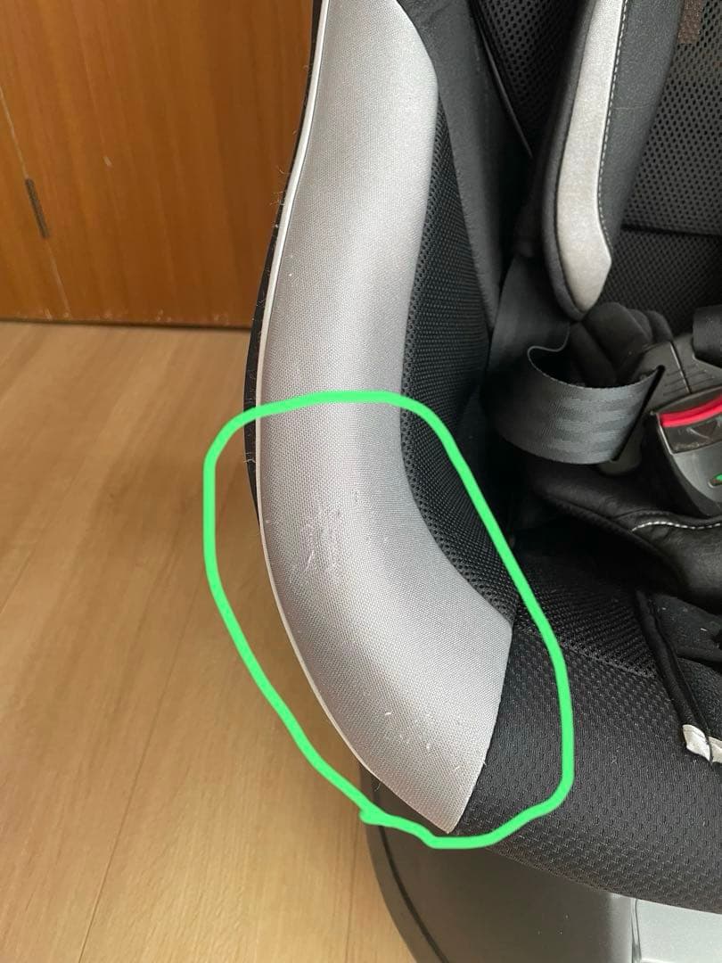 combi ネルーム エッグショック NC570 チャイルドシート シートベルト