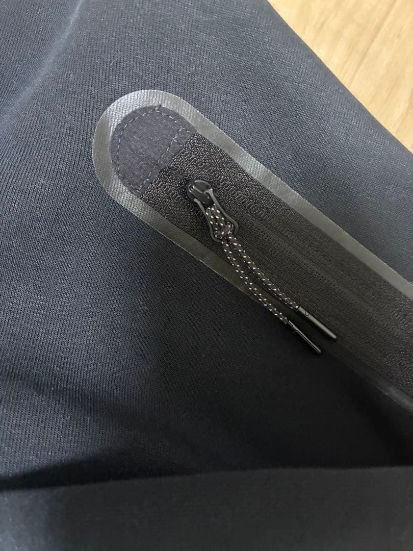 ナイキテックフリース　セットアップ　上下　ブラック　Mサイズ　黒タグ　国内正規品