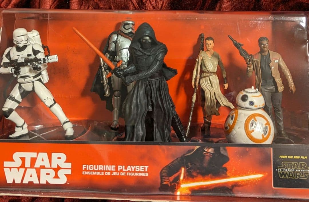 スターウォーズ　フィギュアセット×2　新品未使用　USディズニーストア