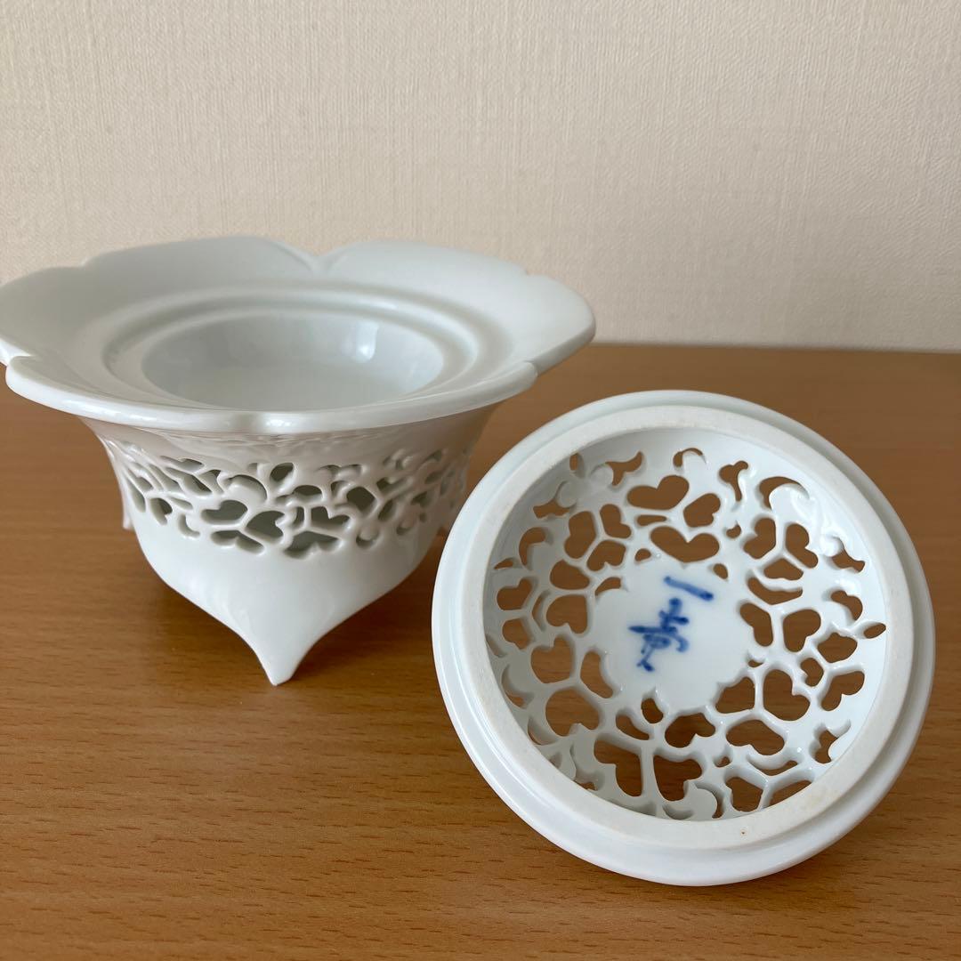 未使用】 杉原一壷作 白磁 香炉 唐草透 三つ足 香道具