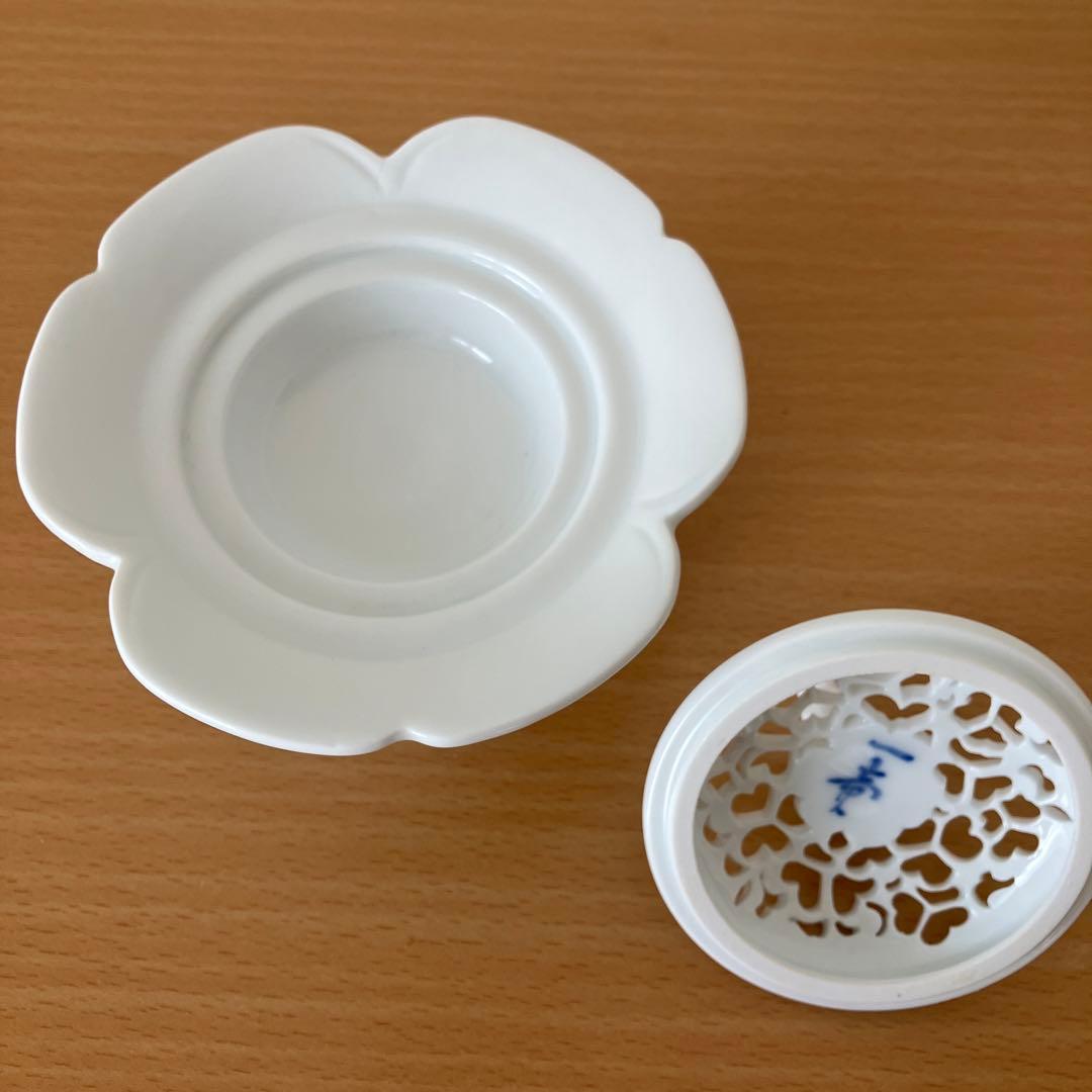 未使用】 杉原一壷作 白磁 香炉 唐草透 三つ足 香道具