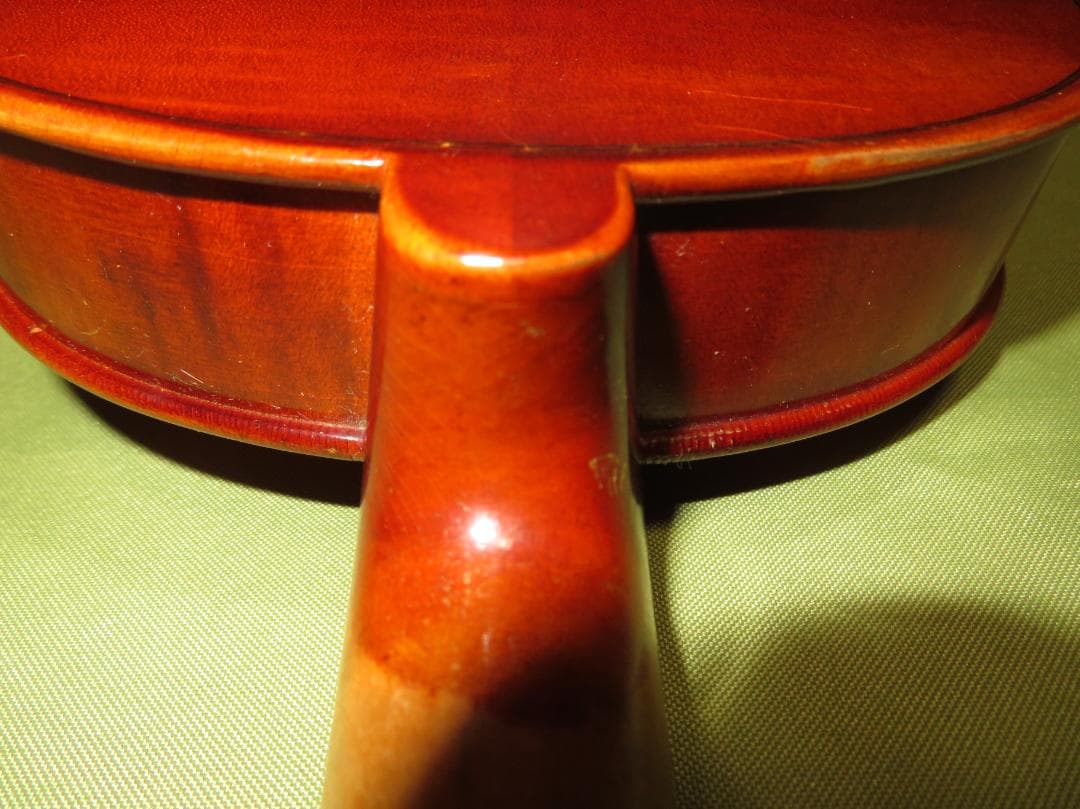 SUZUKIバイオリン　no特.2　 1971 年製　サイズ：4/4　欠けあり