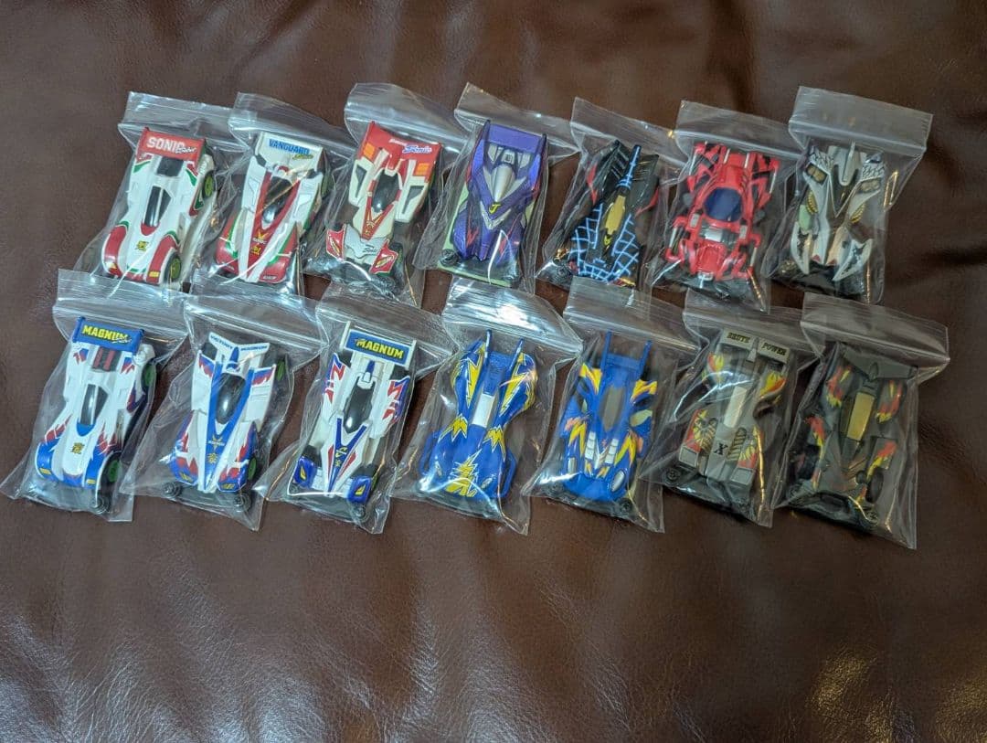 ミニ四駆 爆走兄弟レッツ&ゴー!! キャラトミカ 14台セット