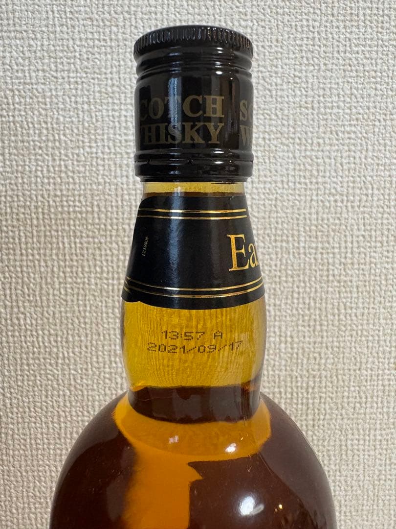 Earl Johnson Blended Scotch Whisky 700ml 飲料・酒