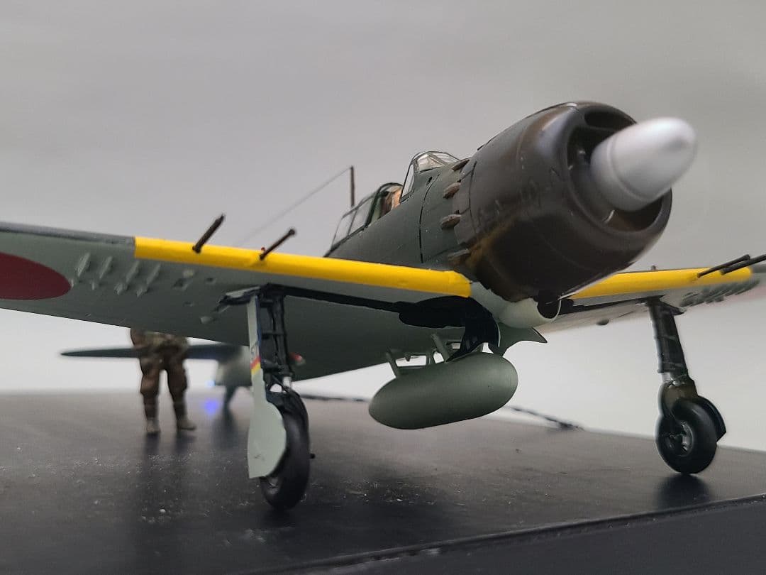 零式艦上戦闘機52型 リアルモーターライズ 完成品 タミヤ1/48 零