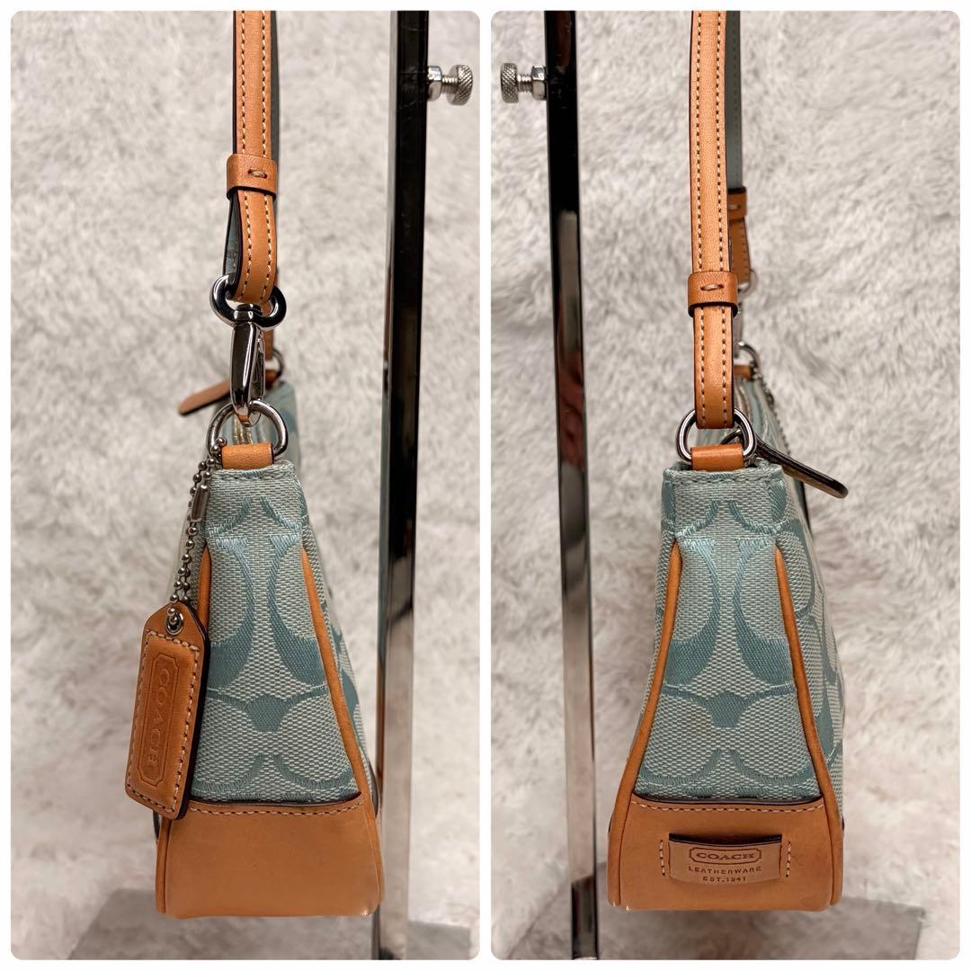 美品✨希少カラーコーチ COACH アクセサリーポーチ　シグネチャー　y2k