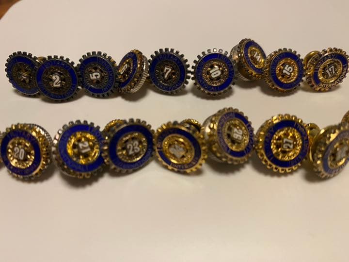 ロータリーインターナショナル ナンバーピンバッジ 18金 K18