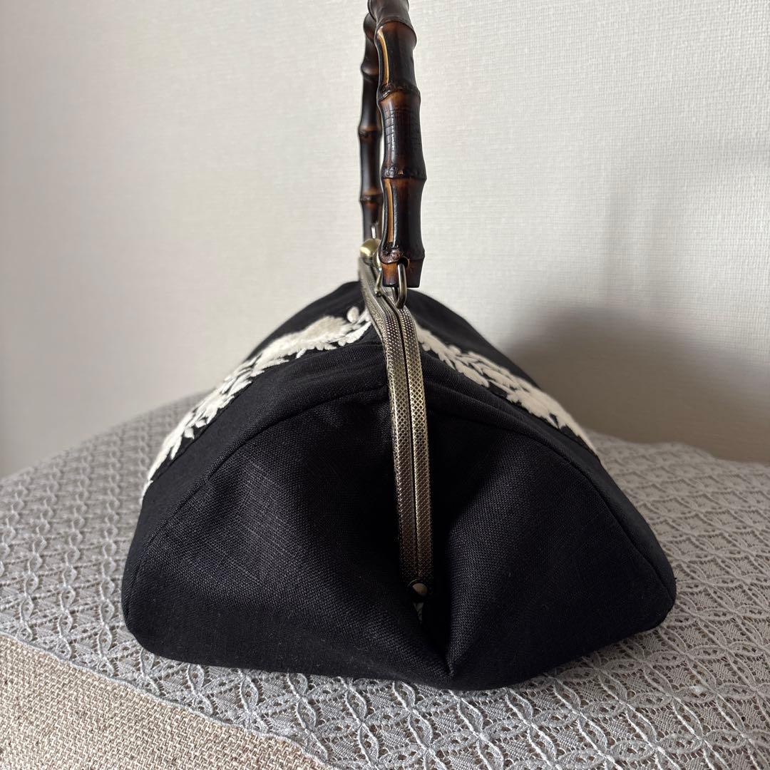 ❤️着物お出かけバンブーbag 気品溢れる大人black linen 豪華刺繍