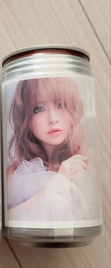 浜崎あゆみ サントリー ウーロン茶 オリジナルラベル缶 アユ缶 - メルカリ