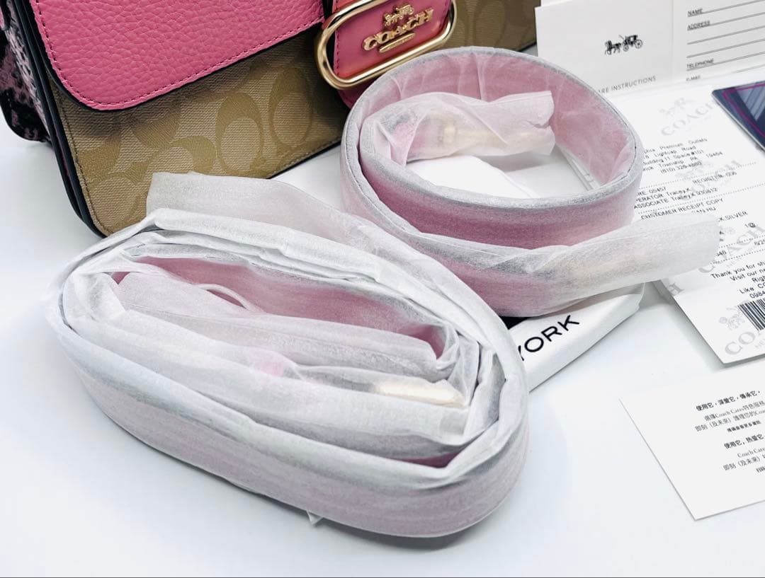 【新品・未使用】COACH シグネチャー ピンク フラップ ショルダーバッグ