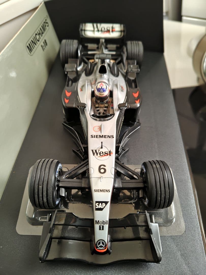 マクラーレン・メルセデスMP4/19 キミ・ライコネン　タバコ仕様