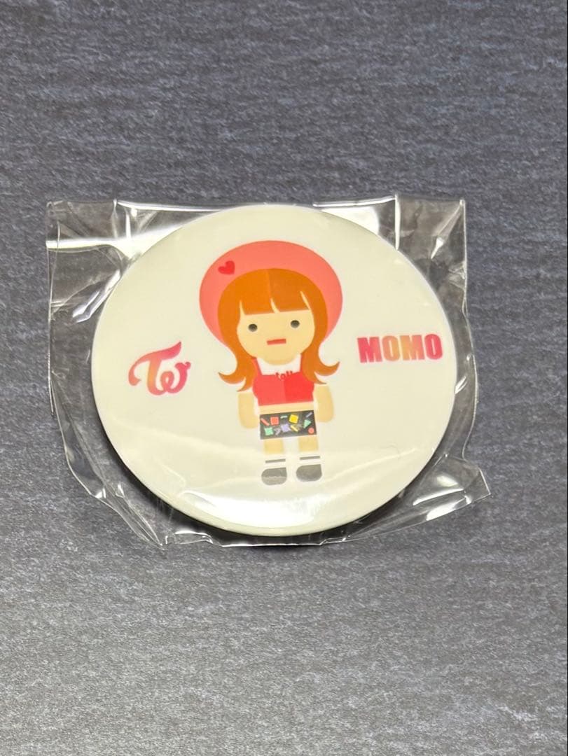 TWICE モモ 渋谷109 ポップアップ 缶バッジ トゥドゥンイ - メルカリ