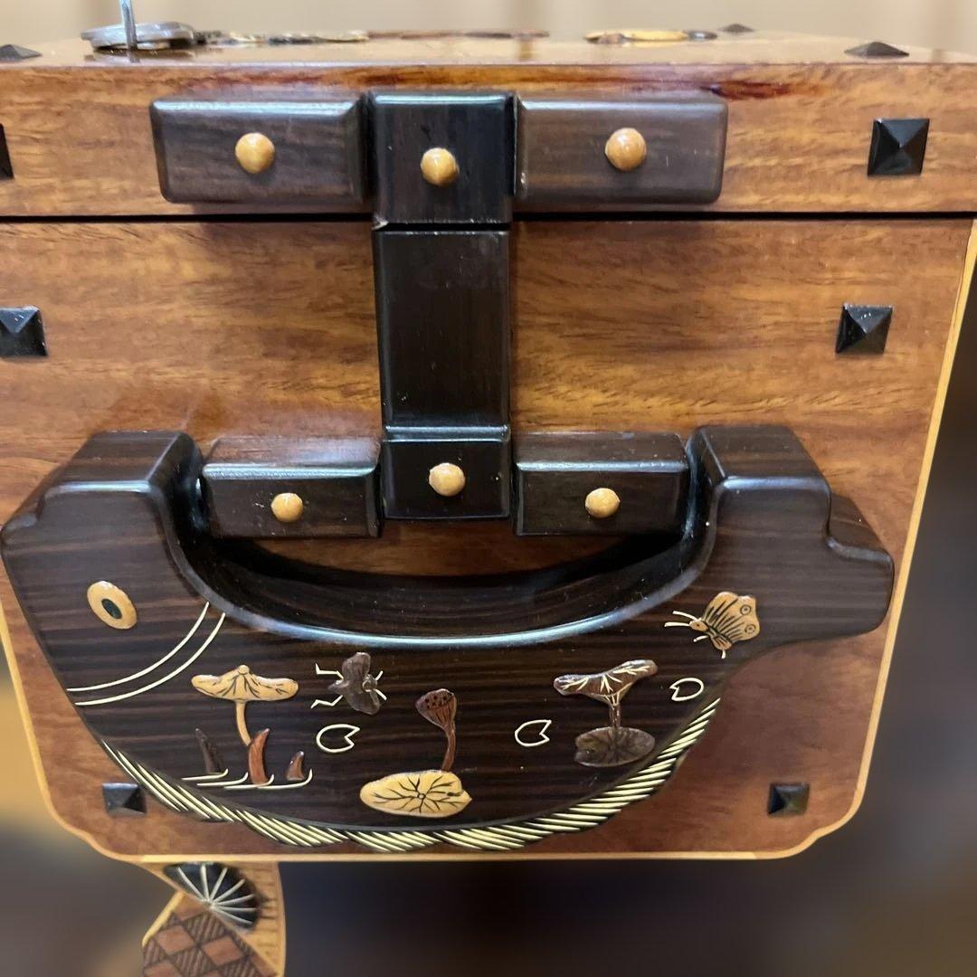 寄木箪笥 木象嵌 3段チェスト サイドボード 整理箪笥 寄木細工 鍵付き ①