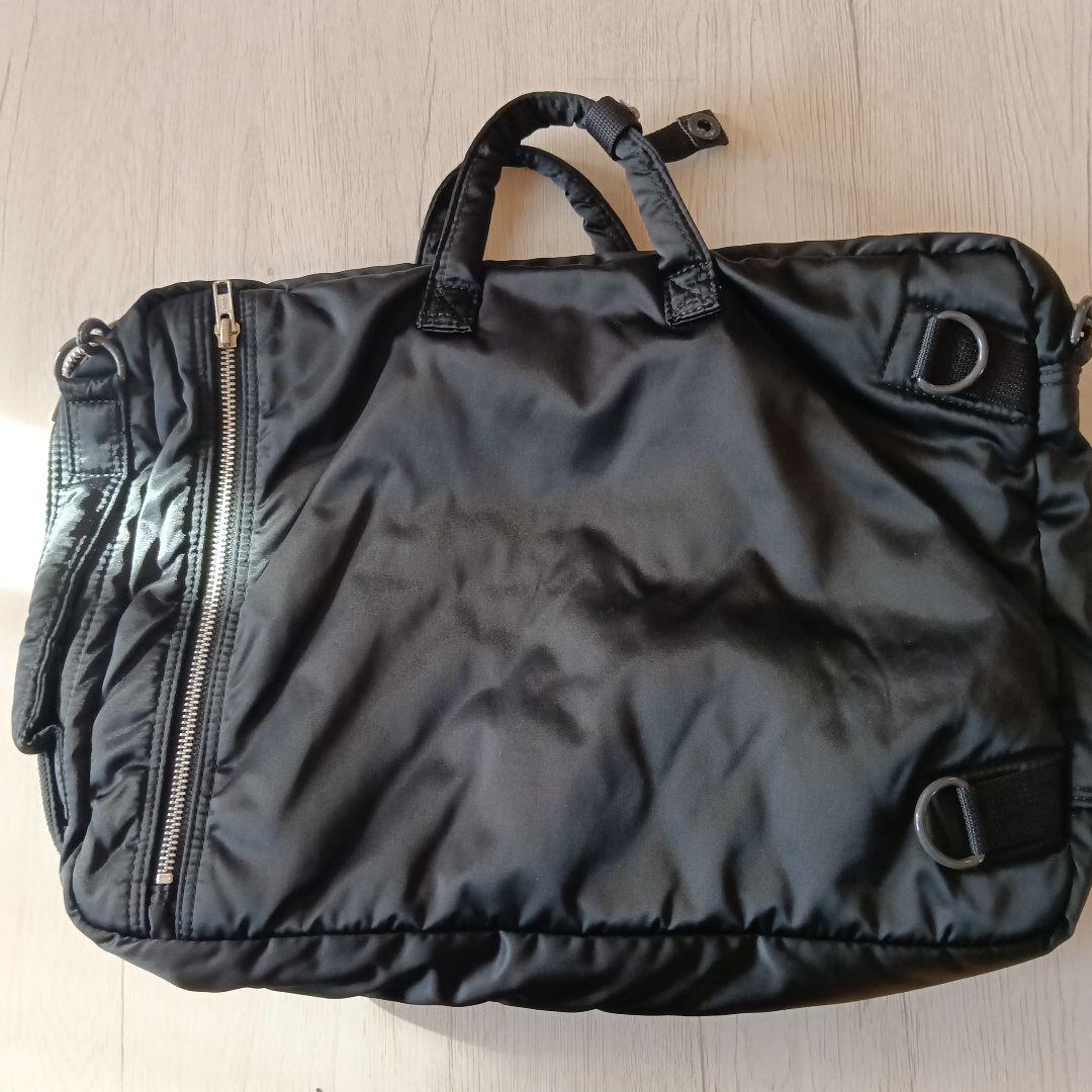 吉田カバン　ブラックビジネスバッグ