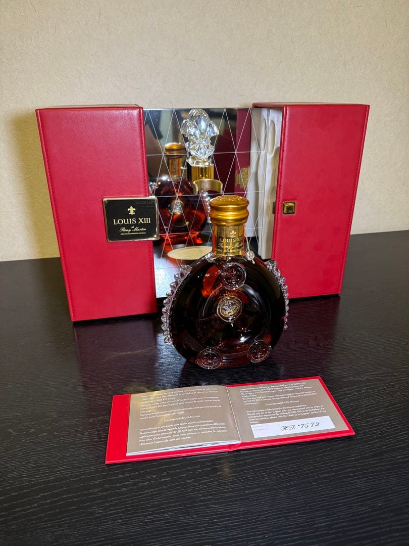 超美品】シリアルナンバ一致 LOUIS XIII ブランデー クリスタルボトル
