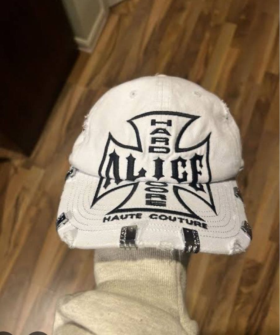 alice hollywood chopper logo nubian cap