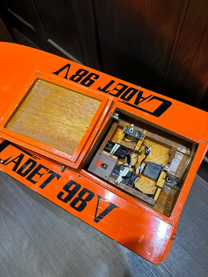 ☆CADET 98V ビンテージ ラジコンボート オレンジ ジャンク オブジェ