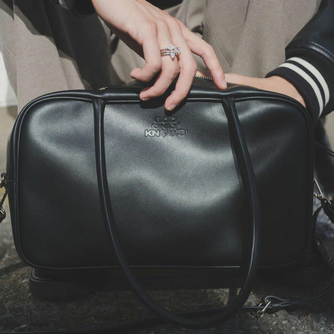 岩田剛典 フェイクレザーハンドルバッグ GODONLYKNOWS GOK - メルカリ