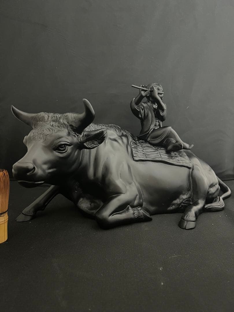 高岡銅器牛職人般若純一郎作座牛銅製牛の置物縁起物インテリア