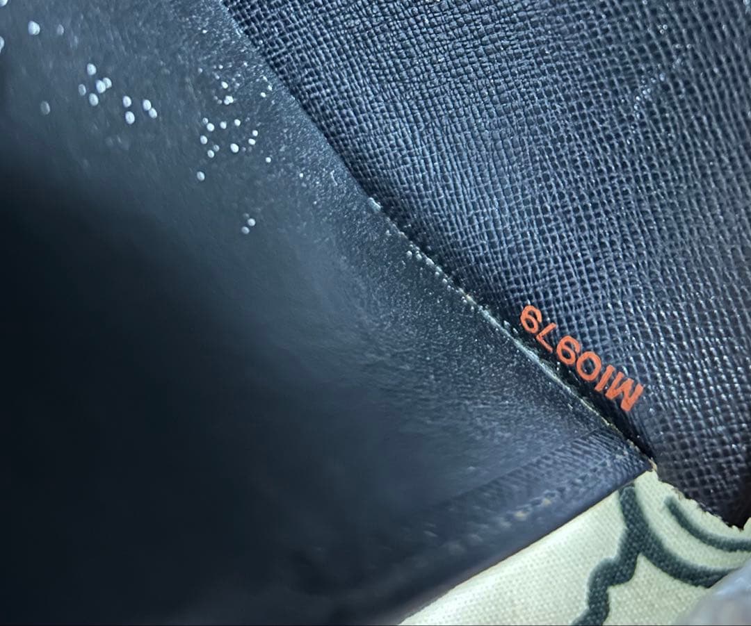 LOUIS VUITTON ノートカバー タイガレザー アルドワーズ ブラック