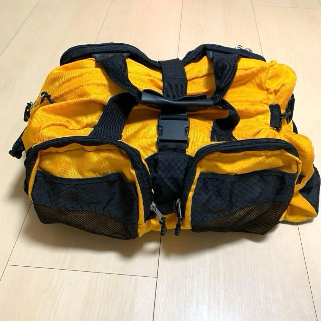 ANA】B737-700型機のシートカバーから作ったガジェットポーチ