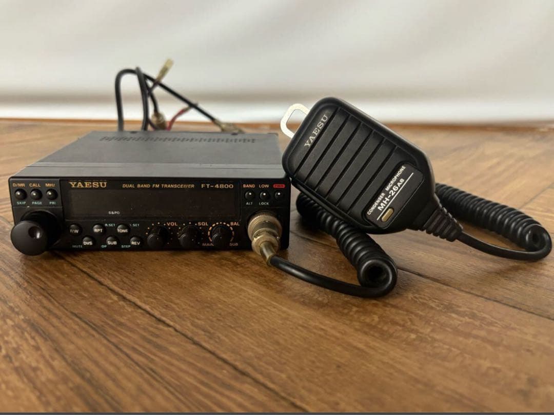 通電OK YAESU FMトランシーバー マイク付き FT-4800