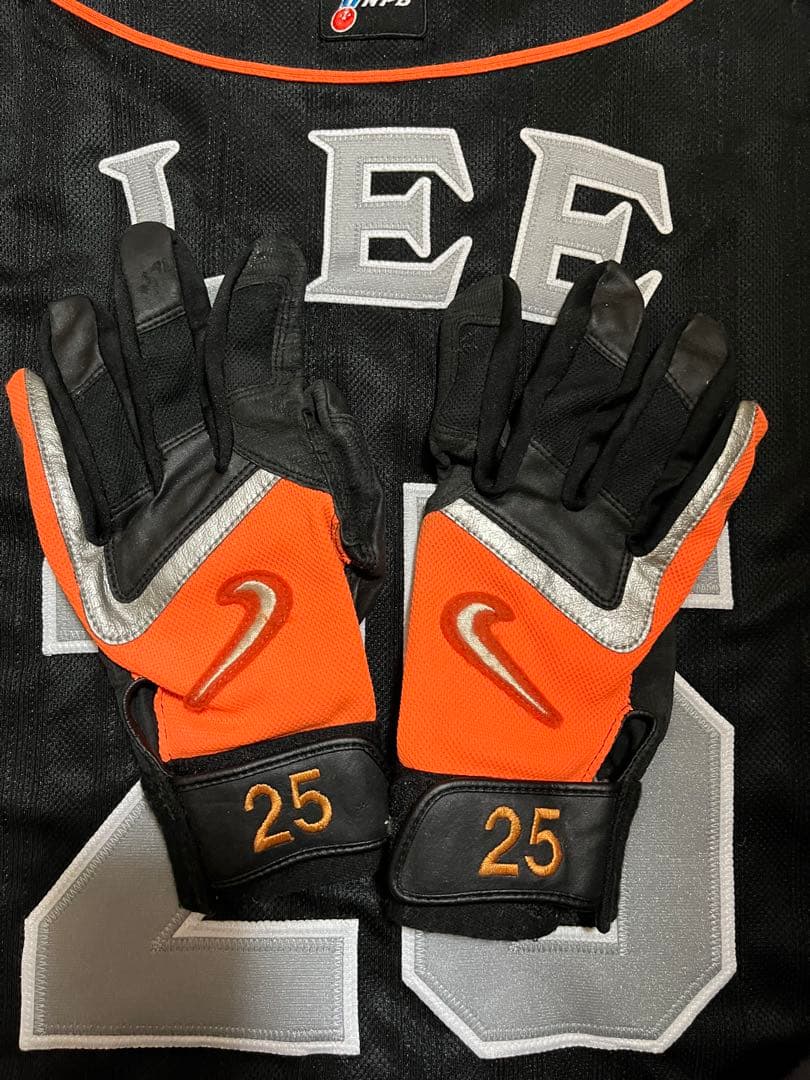 読売ジャイアンツ 李承燁 実使用 バッティンググローブ 巨人 ナイキ