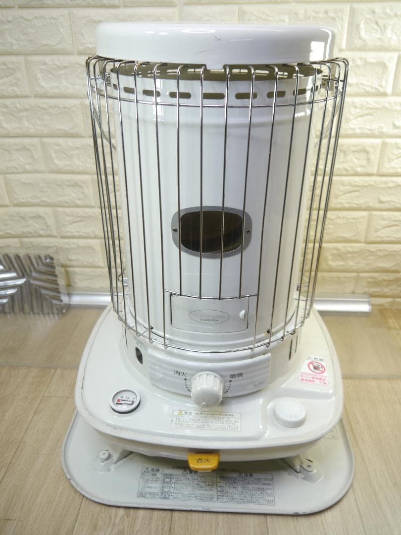 お値引中❤送料無料 2013年 コロナ ホワイト 石油ストーブ 安全ガード付き