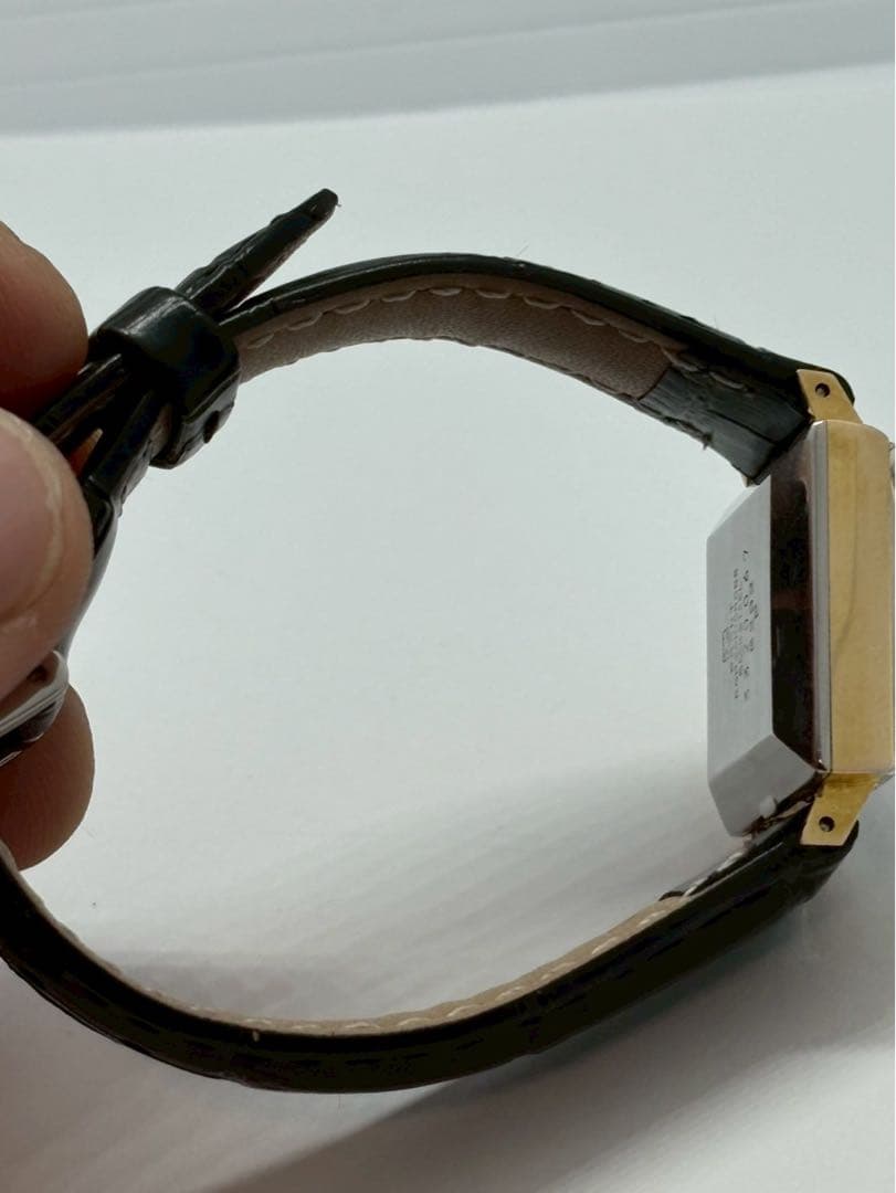 SEIKO セイコー　腕時計　tank スクエア　手巻き　ブラック　ゴールド