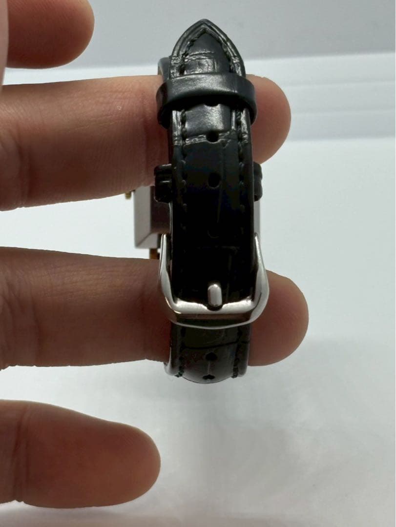 SEIKO セイコー　腕時計　tank スクエア　手巻き　ブラック　ゴールド