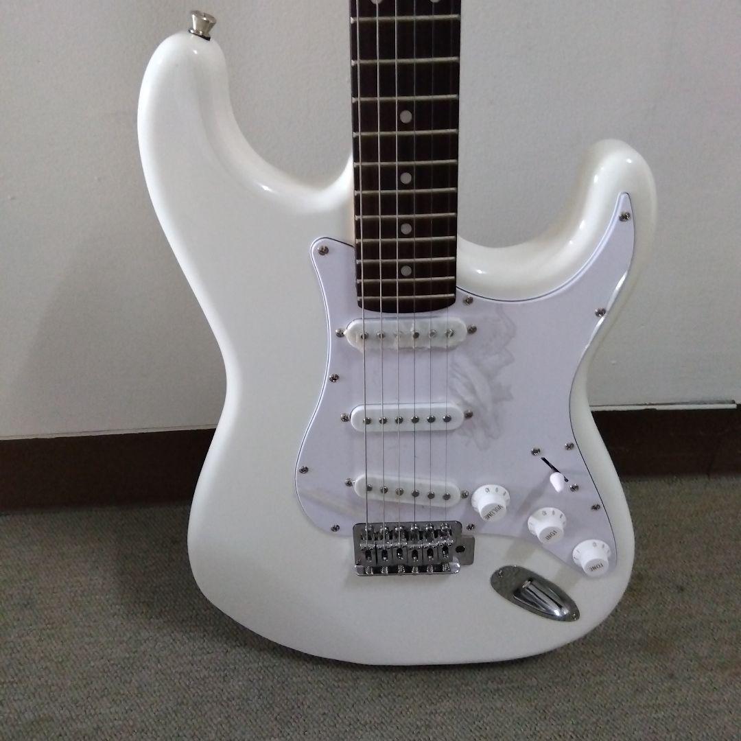 Legend ホワイト エレキギター ストラトタイプ